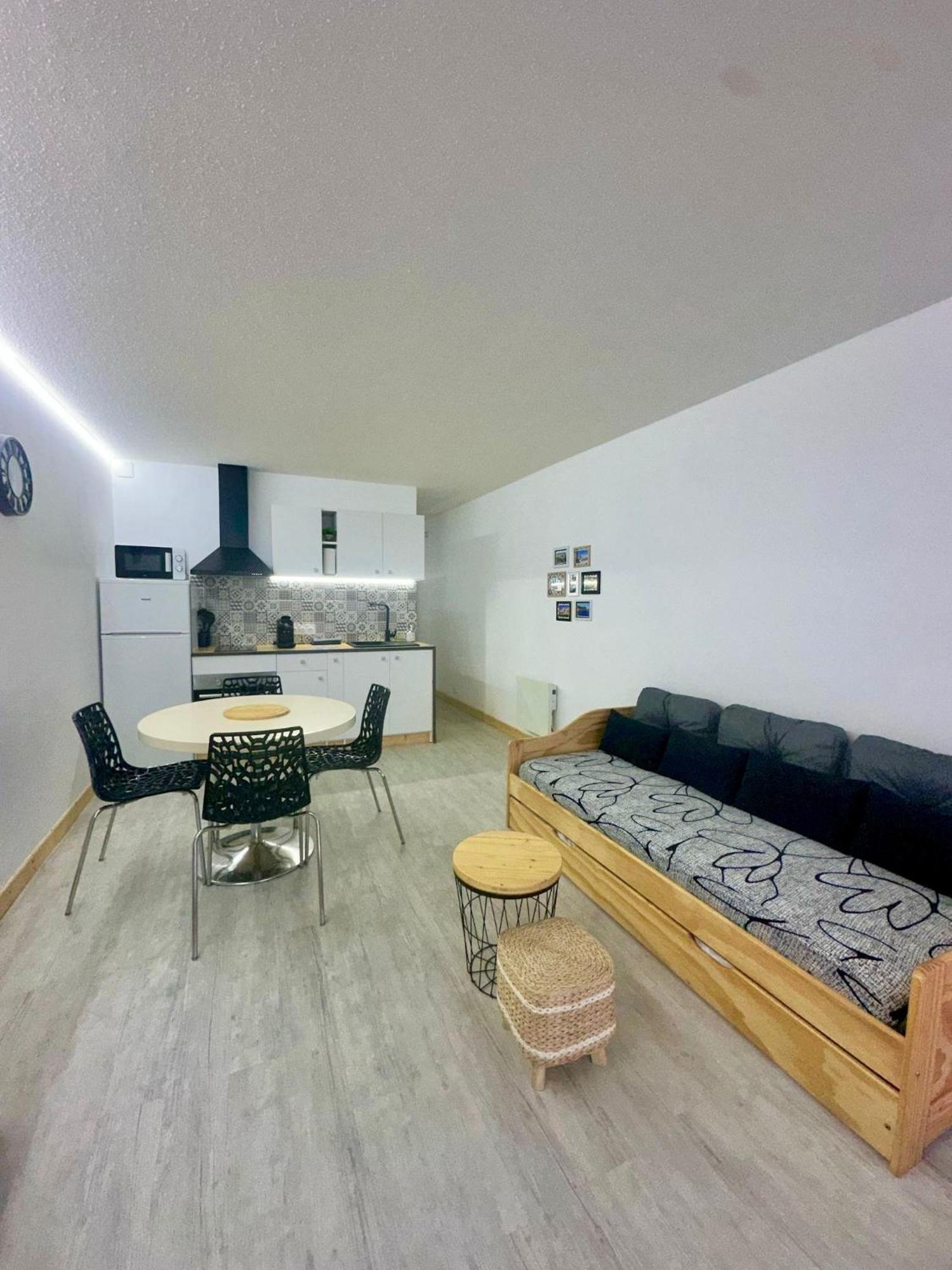 Fredanne, Moderne Wifi, Fibre A 100m De La Apartment